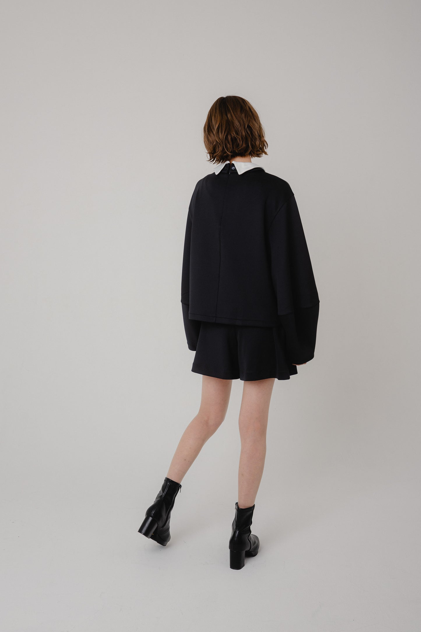 Contrast Collar Sweat Top