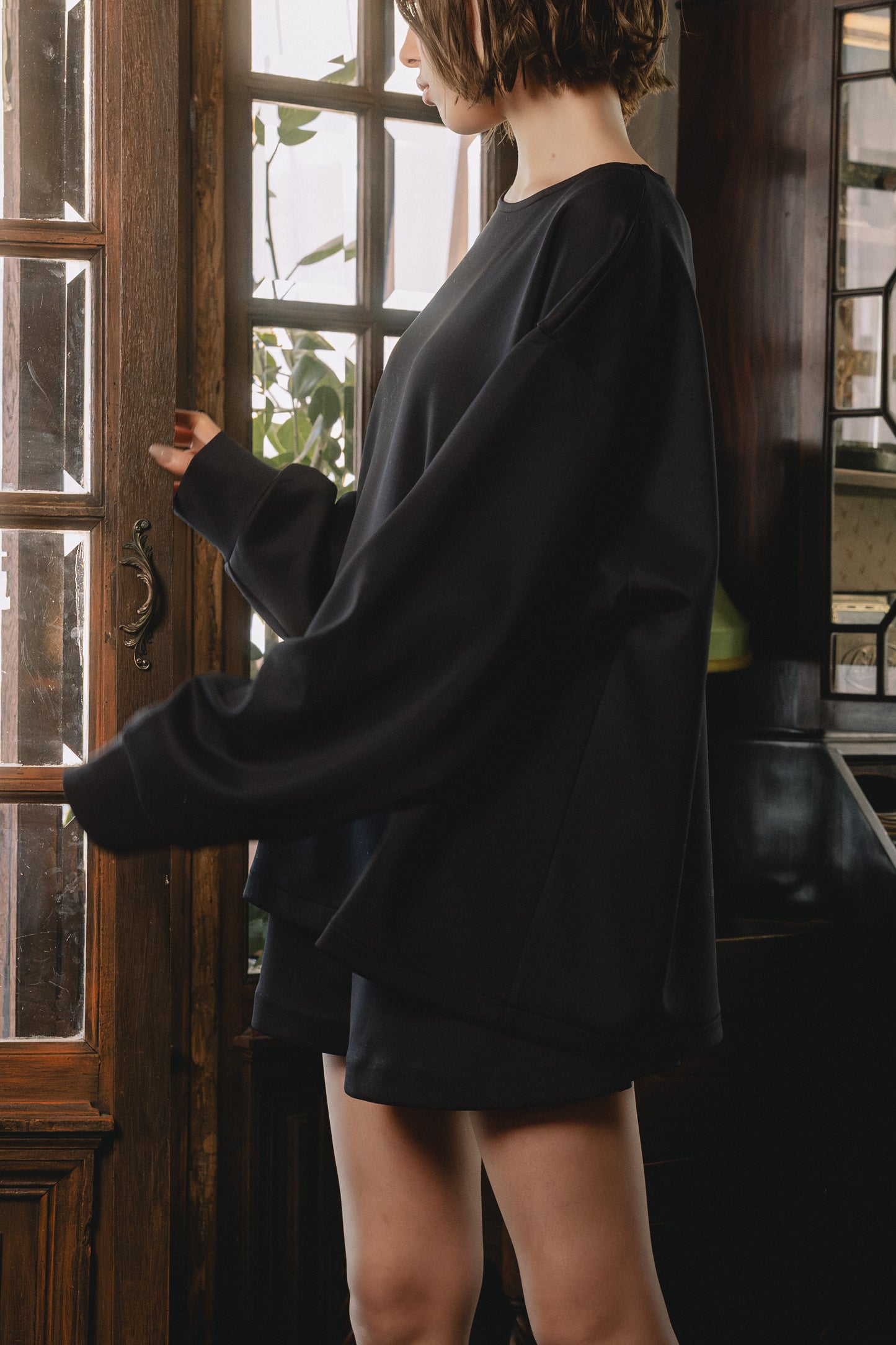 Minimal Oversized Sweat Top