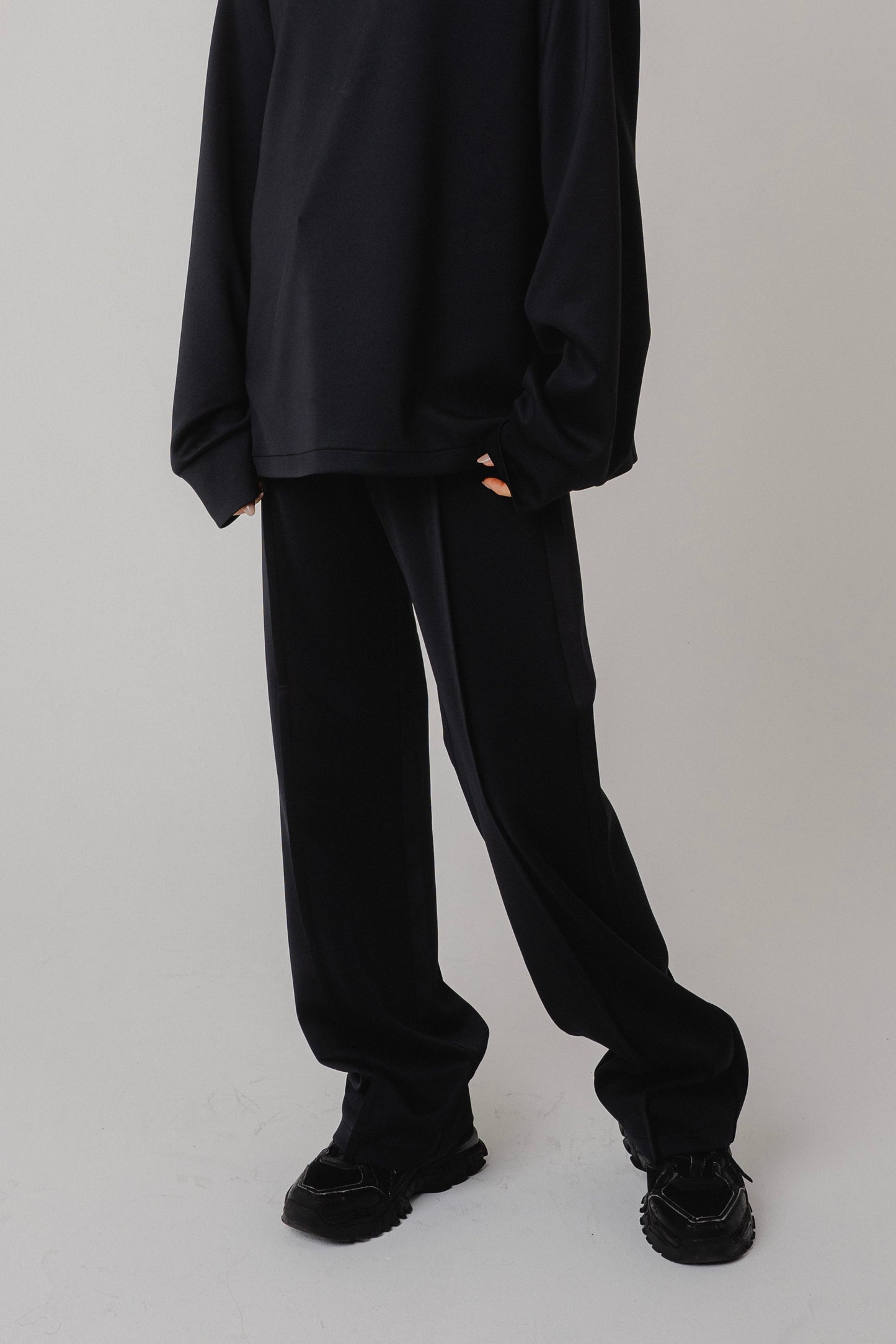 Minimal Straight Sweat Pants