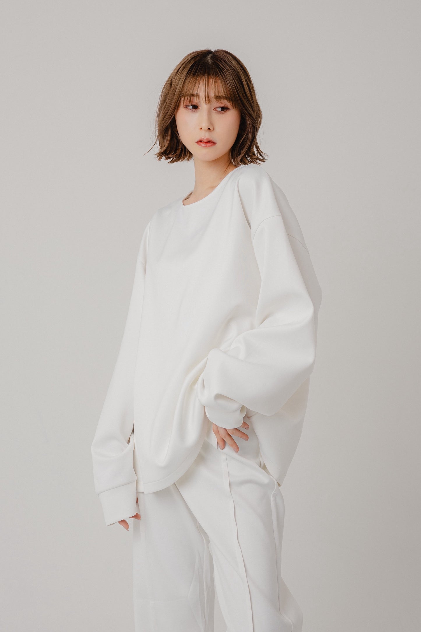 Minimal Oversized Sweat Top