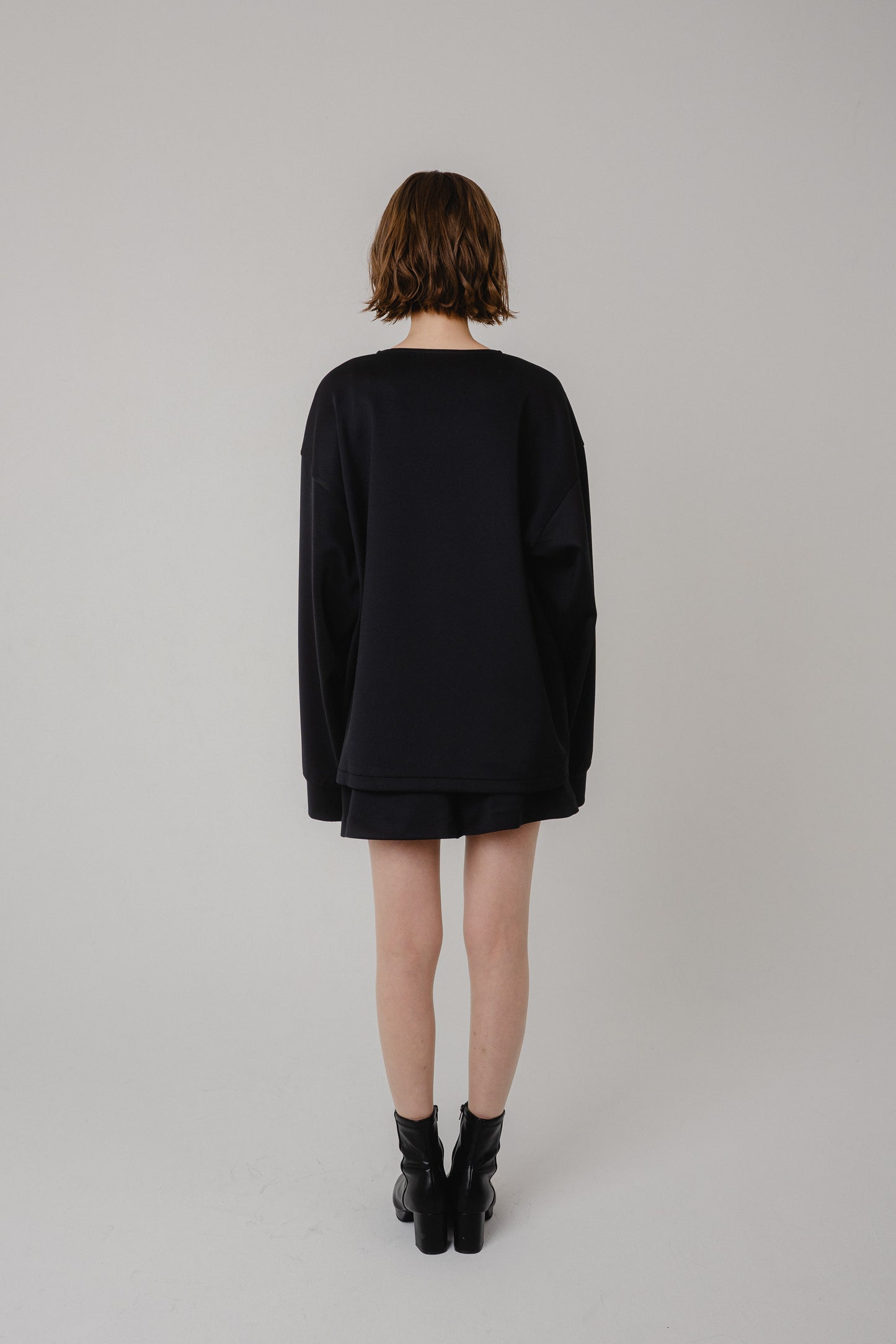 Minimal Oversized Sweat Top